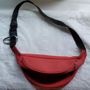 Fanny pack